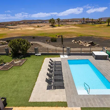 Magna فيلة كاليتا ذي فوستي